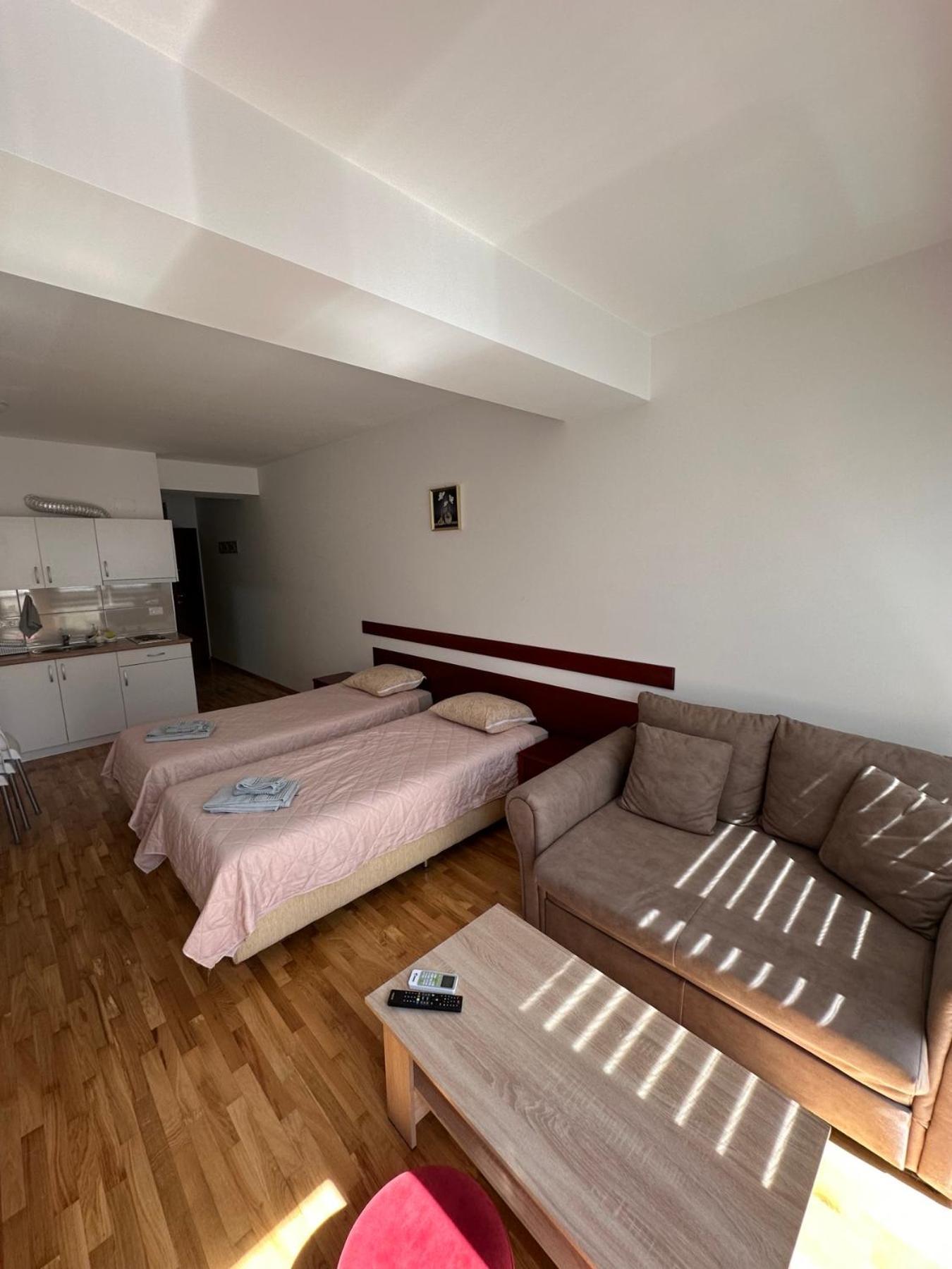 Apartments Nora Ochryda Zewnętrze zdjęcie
