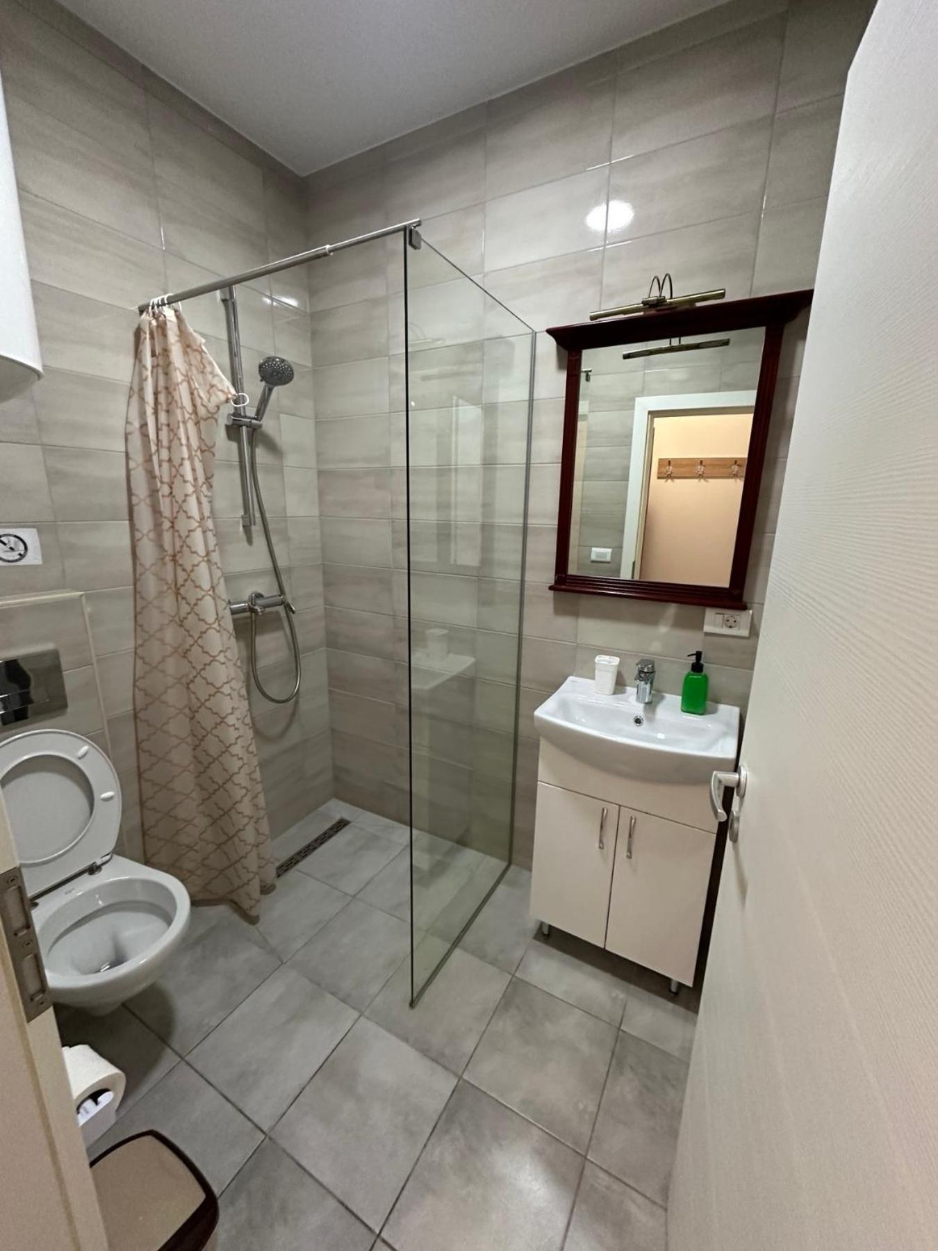 Apartments Nora Ochryda Zewnętrze zdjęcie